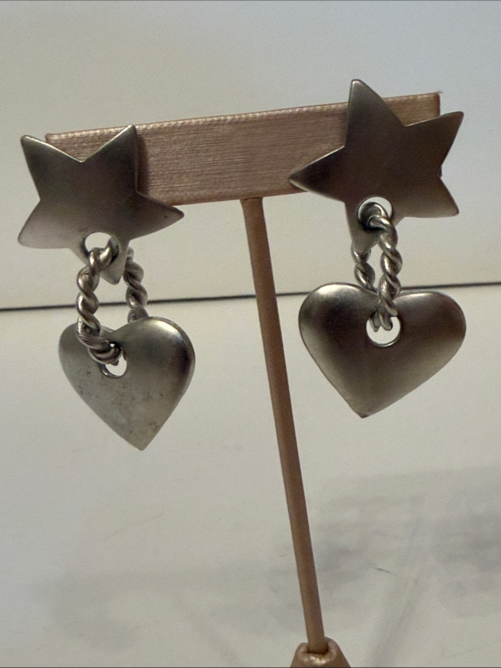 EARRINGS MATTE SILVER TONE CHUNKY STAR HEART DROP DANGLE POST PIERCED USA